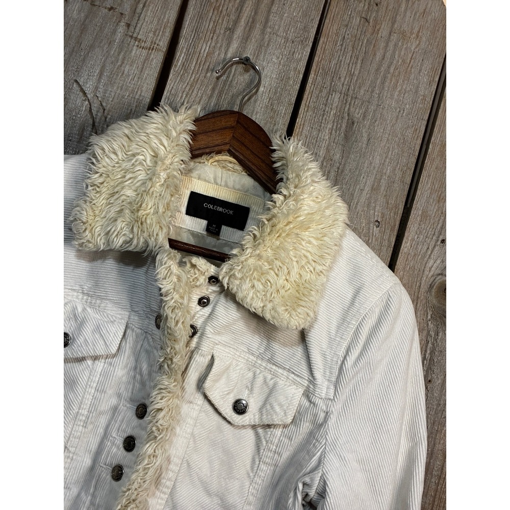 Colebrook Classics White Corduroy Faux Fur Trim Quilted Jacket 096MC243 Size M
